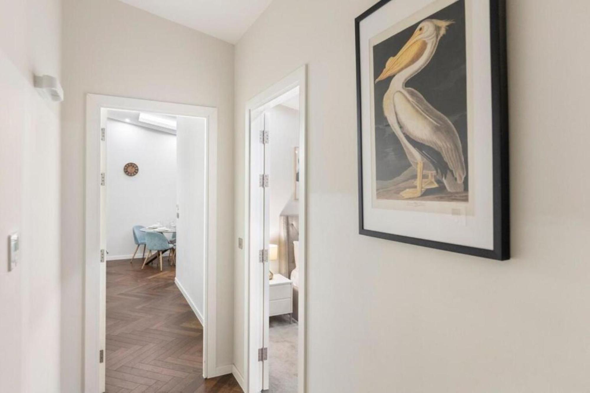 Modern Simplicity, Minimalist 2br Flat In Appartamento Londra